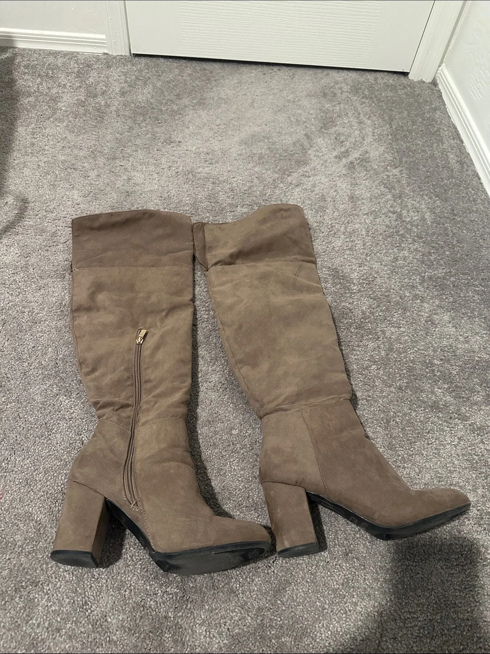 Women's Taupe Knee-High Block Heel Boots